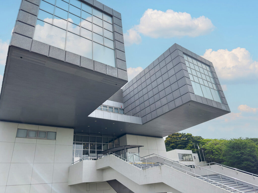 北九州市立美術館